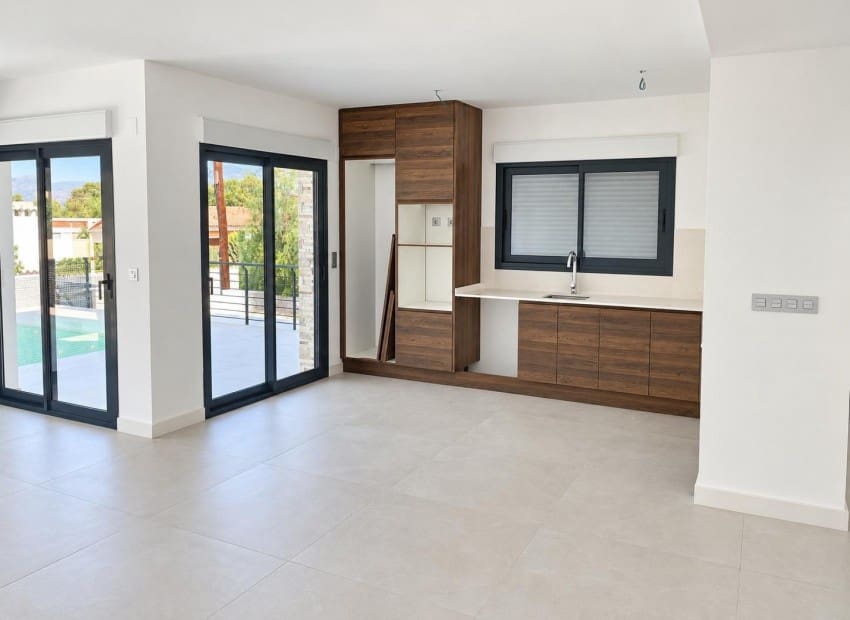 4 soveværelse Villa til salg i Albir med swimmingpool garage - € 890.000 (Ref: 10169161)