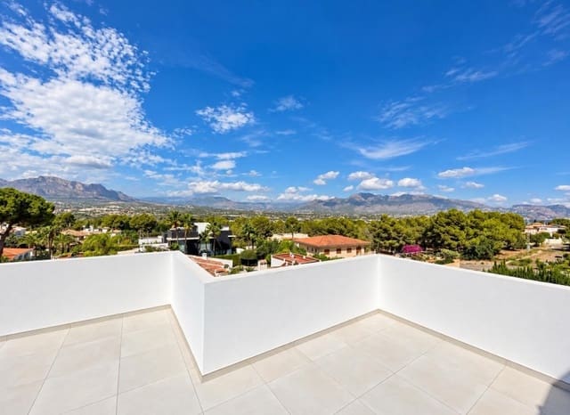 4 soveværelse Villa til salg i Albir, Alfaz del Pi / L'Alfàs del Pi med swimmingpool garage - € 890.000 (Ref: 10169161)