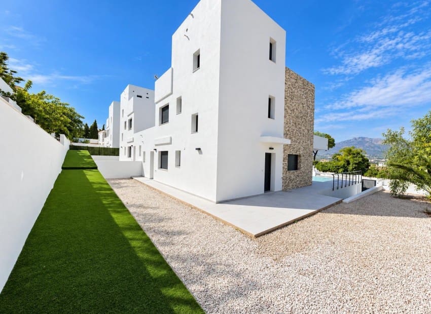 4 soveværelse Villa til salg i Albir med swimmingpool garage - € 890.000 (Ref: 10169161)