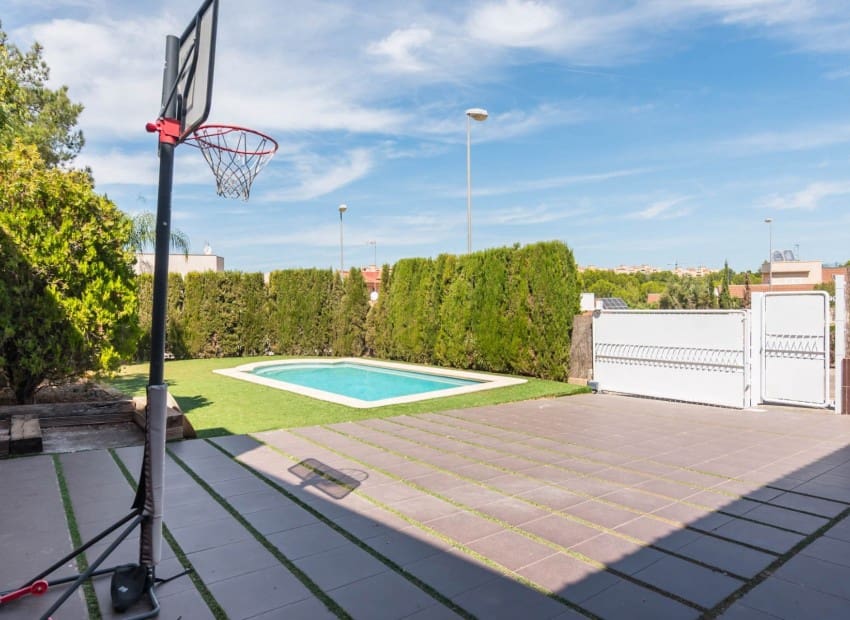 4 quarto Moradia para venda em Molina de Segura com piscina garagem - 581 000 € (Ref: 10172238)