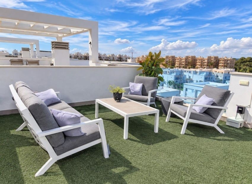 3 quarto Penthouse para venda em El Raso com piscina garagem - 309 750 € (Ref: 10175456)