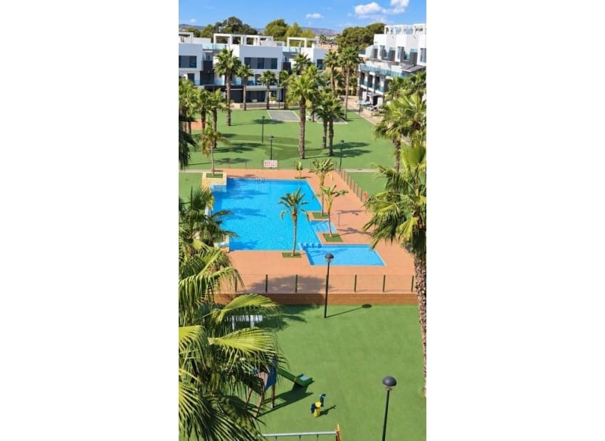 3 quarto Penthouse para venda em El Raso com piscina garagem - 309 750 € (Ref: 10175456)