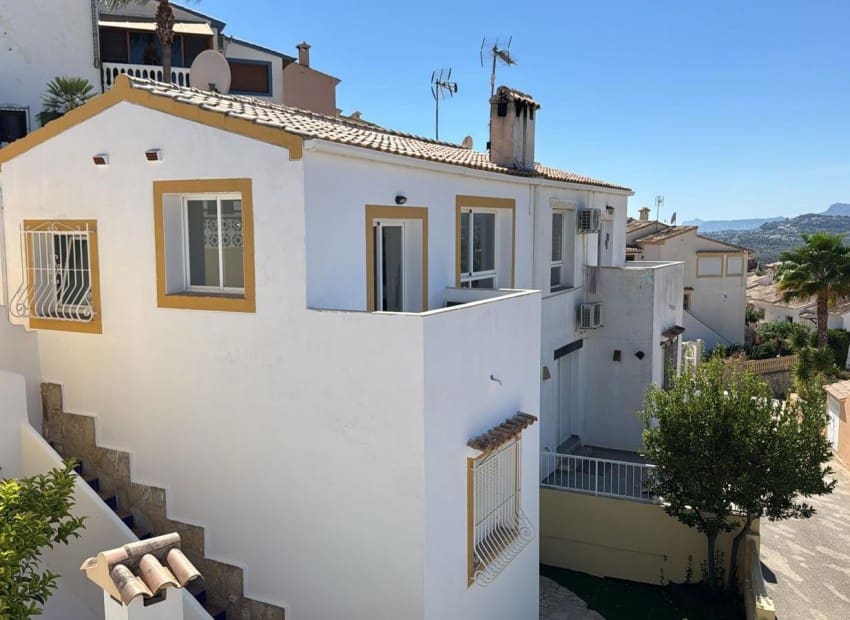 3 Zimmer Bungalow zu verkaufen in Benitachell / Benitatxell mit Pool Garage - 345.000 € (Ref: 10175602)