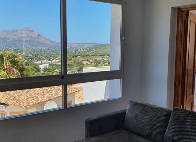 Bungalow de 3 habitaciones en Benitachell / Benitatxell en venta con piscina garaje - 345.000 € (Ref: 10175602)