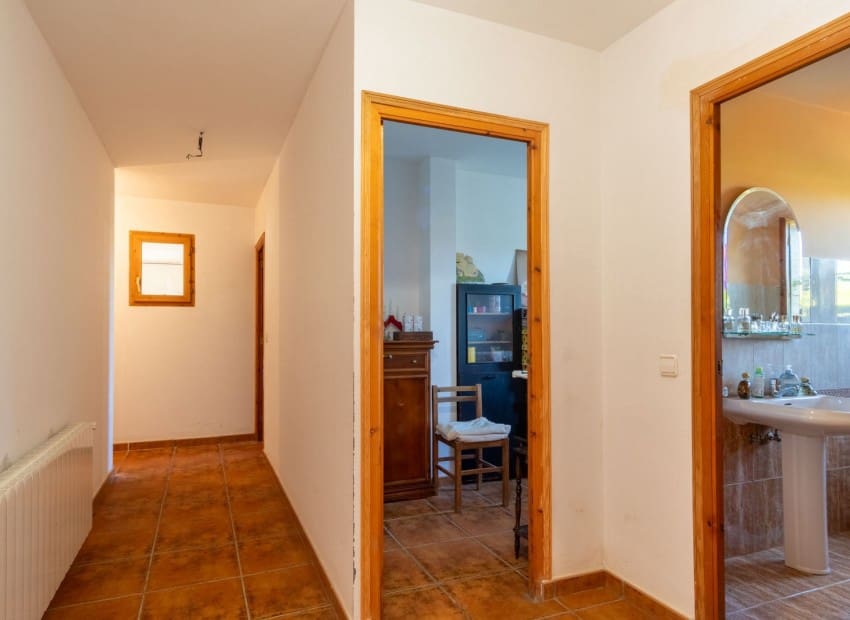 6 slaapkamer Villa te koop in Pedreguer met zwembad garage - € 732.000 (Ref: 10175604)