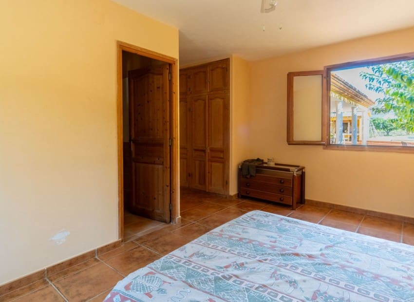 6 slaapkamer Villa te koop in Pedreguer met zwembad garage - € 732.000 (Ref: 10175604)