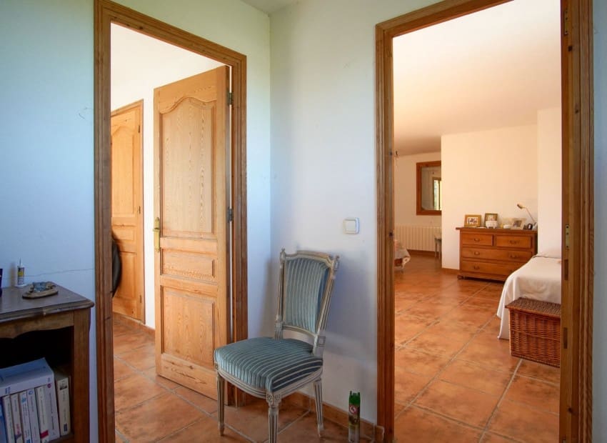 6 slaapkamer Villa te koop in Pedreguer met zwembad garage - € 732.000 (Ref: 10175604)