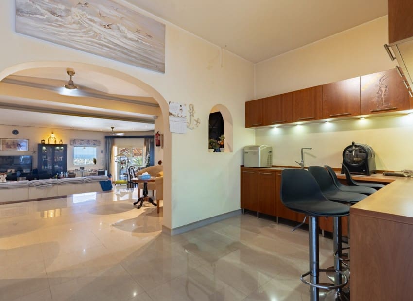 3 quarto Moradia para venda em Calpe / Calp com piscina garagem - 1 100 000 € (Ref: 10175605)