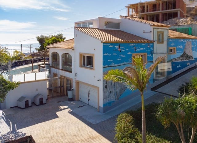 3 soveværelse Villa til salg i Oltamar - Cucarres, Calpe / Calp med swimmingpool garage - € 1.100.000 (Ref: 10175605)
