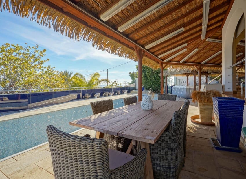 3 quarto Moradia para venda em Calpe / Calp com piscina garagem - 1 100 000 € (Ref: 10175605)