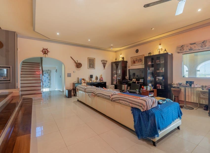 3 quarto Moradia para venda em Calpe / Calp com piscina garagem - 1 100 000 € (Ref: 10175605)