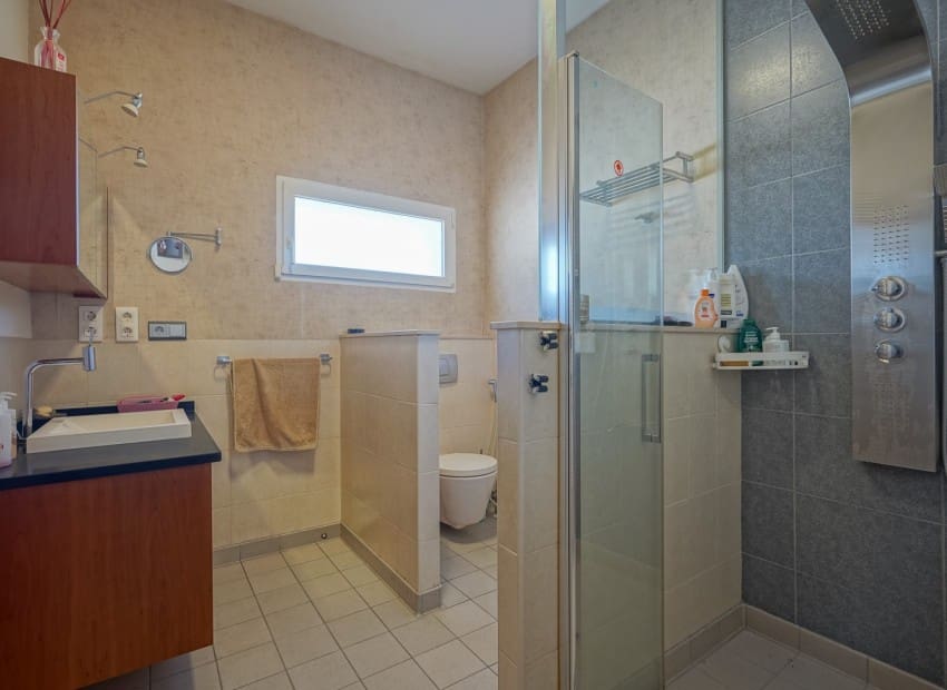 3 quarto Moradia para venda em Calpe / Calp com piscina garagem - 1 100 000 € (Ref: 10175605)