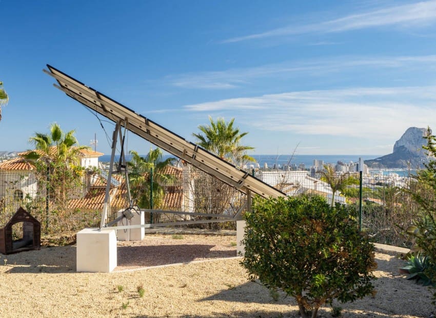 3 quarto Moradia para venda em Calpe / Calp com piscina garagem - 1 100 000 € (Ref: 10175605)
