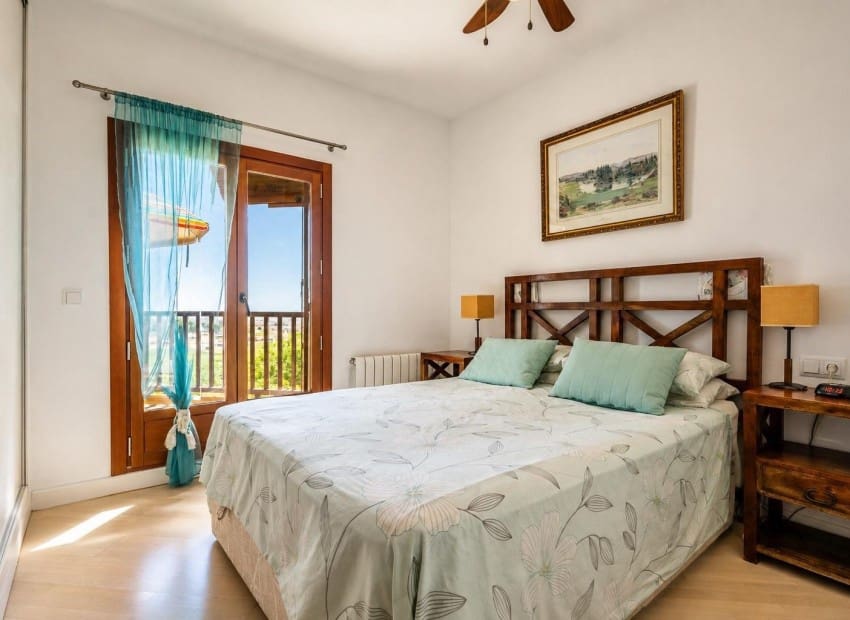 Apartamento de 2 habitaciones en El Valle Golf Resort en venta con piscina - 250.000 € (Ref: 10176011)