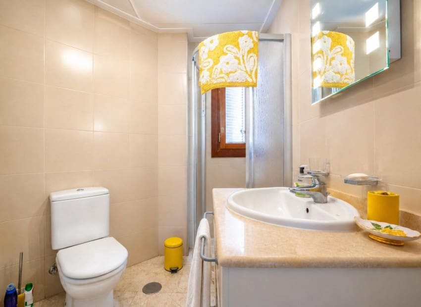 Apartamento de 2 habitaciones en El Valle Golf Resort en venta con piscina - 250.000 € (Ref: 10176011)