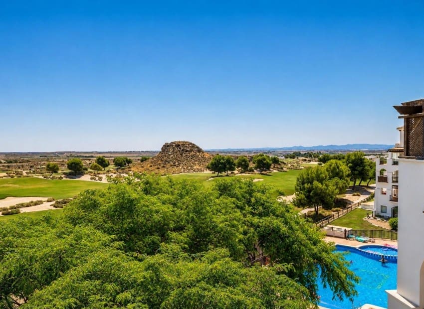 Apartamento de 2 habitaciones en El Valle Golf Resort en venta con piscina - 250.000 € (Ref: 10176011)