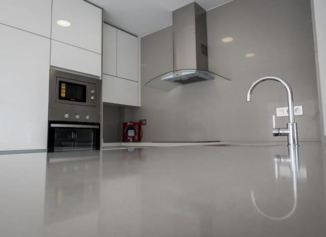 3 Zimmer Villa zu verkaufen in Villamartin, Orihuela mit Pool - 385.000 € (Ref: 1842199)