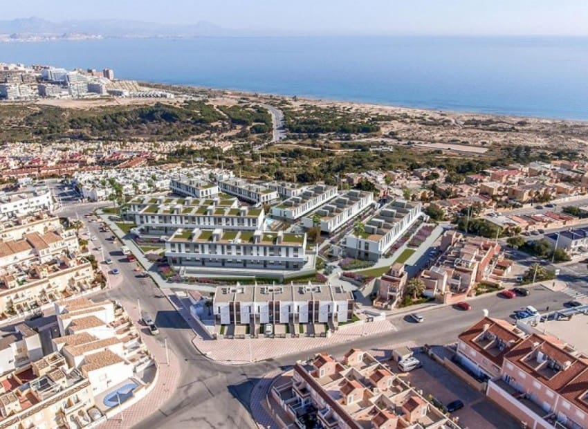 Apartamento de 2 habitaciones en Gran Alacant en venta con piscina garaje - 405.000 € (Ref: 2700731)