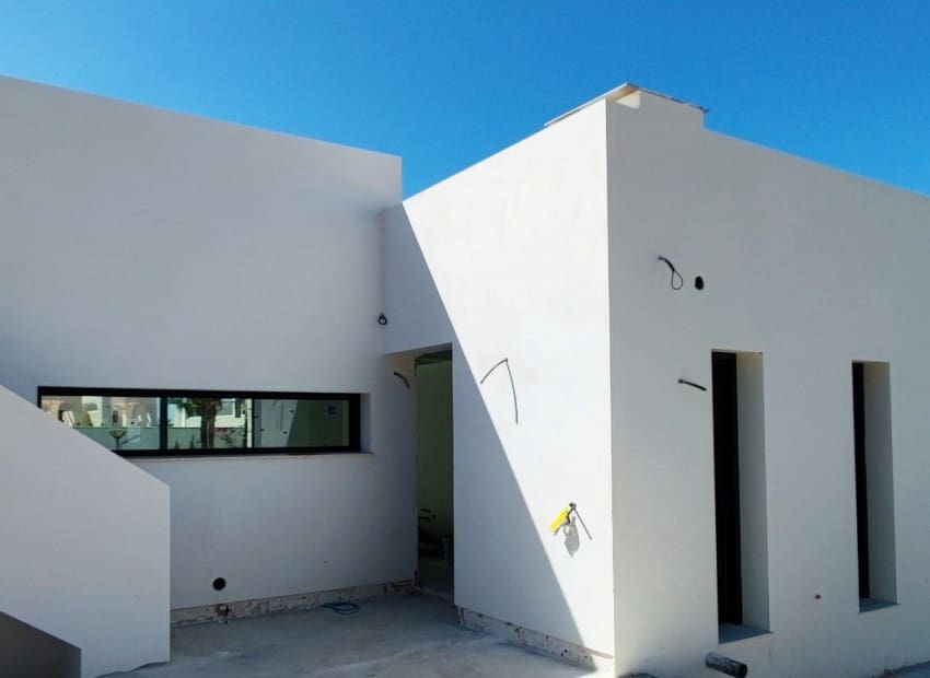 4 bedroom Villa for sale in Calpe / Calp with pool garage - € 1,499,000 (Ref: 5530065)