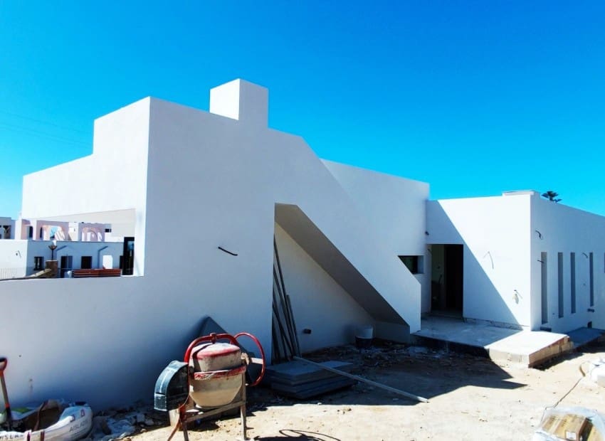 4 bedroom Villa for sale in Calpe / Calp with pool garage - € 1,499,000 (Ref: 5530065)