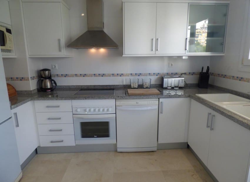 2 sovrum Lägenhet för semesterbostäder i Altea med pool garage - 375 € (Ref: 6141051)