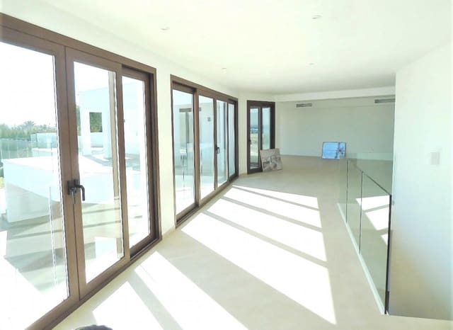 5 Zimmer Villa zu verkaufen in Altea mit Pool - 2.250.000 € (Ref: 6269824)