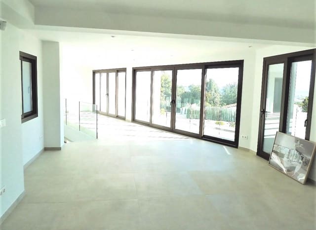 5 Zimmer Villa zu verkaufen in Altea mit Pool - 2.250.000 € (Ref: 6269824)