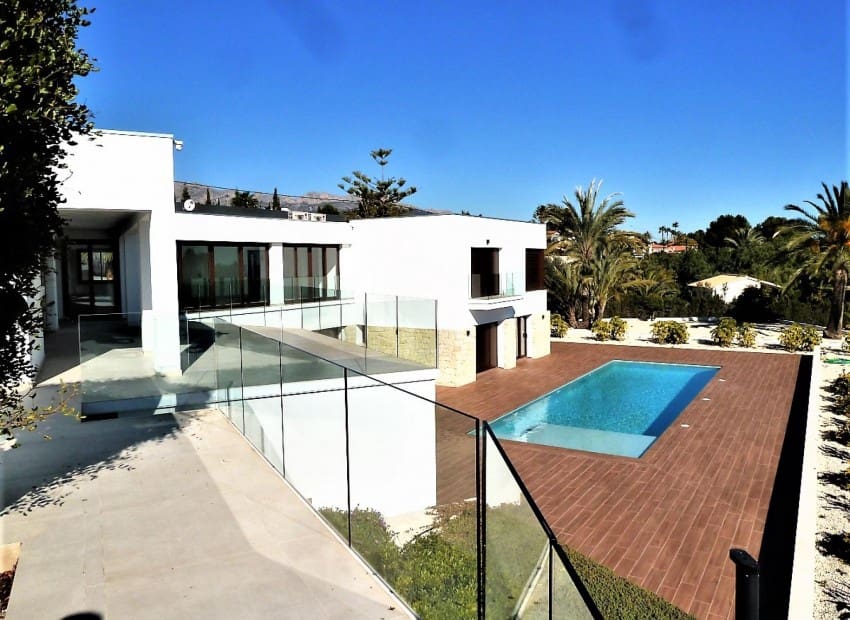 5 Zimmer Villa zu verkaufen in Altea mit Pool - 2.250.000 € (Ref: 6269824)