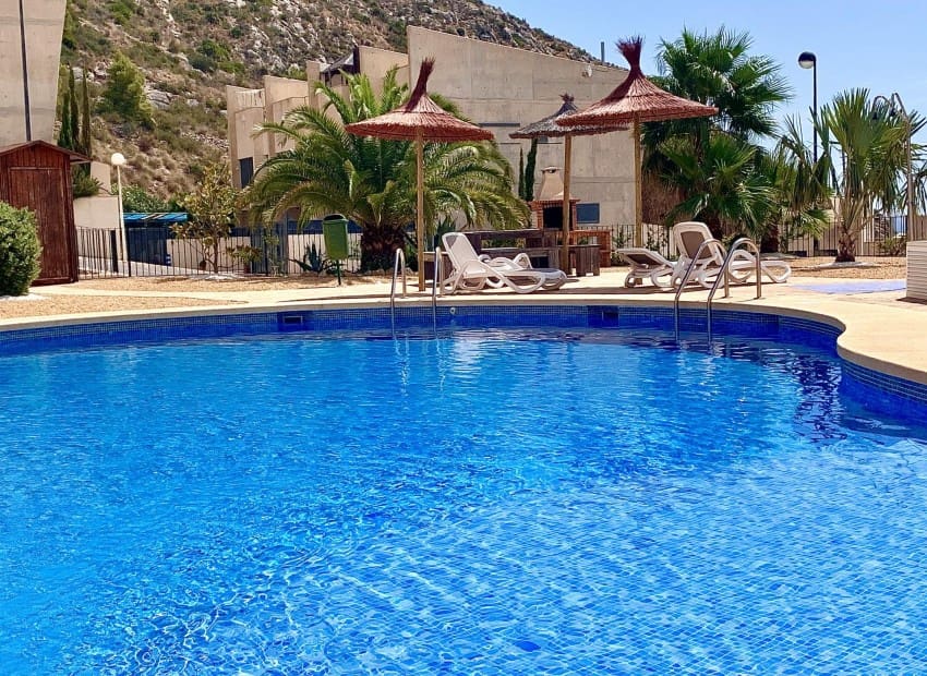 2 slaapkamer Appartement voor vakantieverhuur in Altea met zwembad - € 550 (Ref: 6305662)