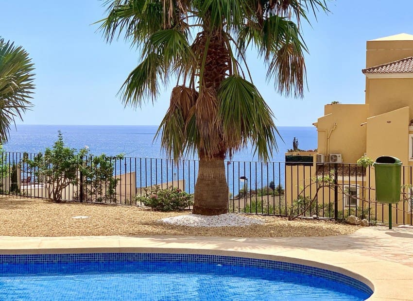 2 slaapkamer Appartement voor vakantieverhuur in Altea met zwembad - € 550 (Ref: 6305662)