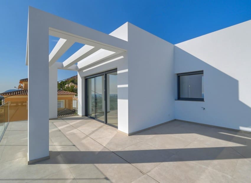 Chalet de 3 habitaciones en Calpe / Calp en venta con piscina - 1.985.000 € (Ref: 6307543)