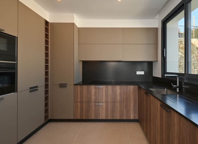 3 slaapkamer Villa te koop in Cometa - Carrió, Calpe / Calp met zwembad - € 1.985.000 (Ref: 6307543)