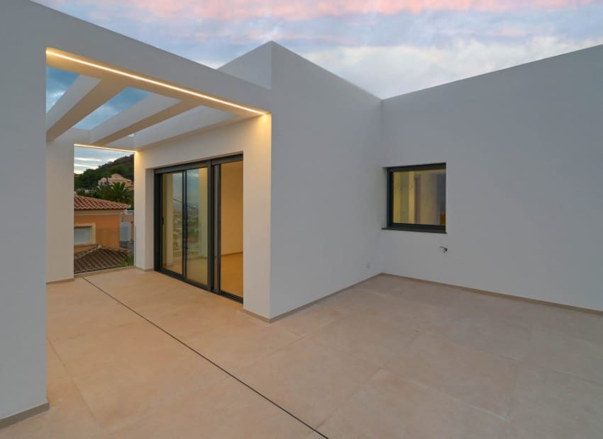 Chalet de 3 habitaciones en Calpe / Calp en venta con piscina - 1.985.000 € (Ref: 6307543)