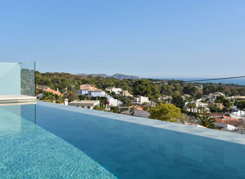 Chalet de 3 habitaciones en Calpe / Calp en venta con piscina - 1.985.000 € (Ref: 6307543)