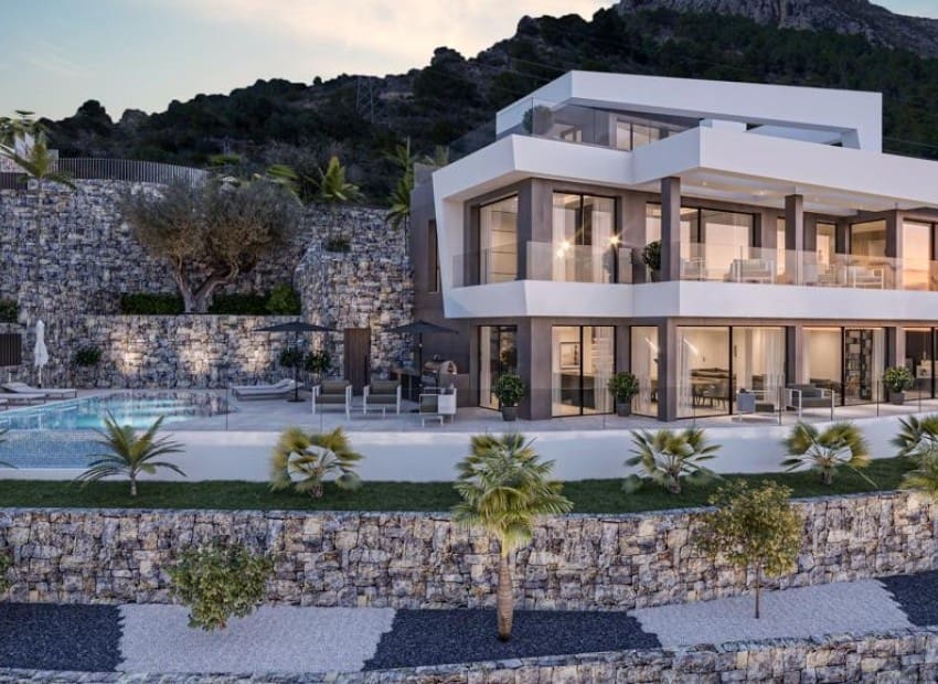 4 bedroom Villa for sale in Calpe / Calp with pool - € 1,950,000 (Ref: 6547463)