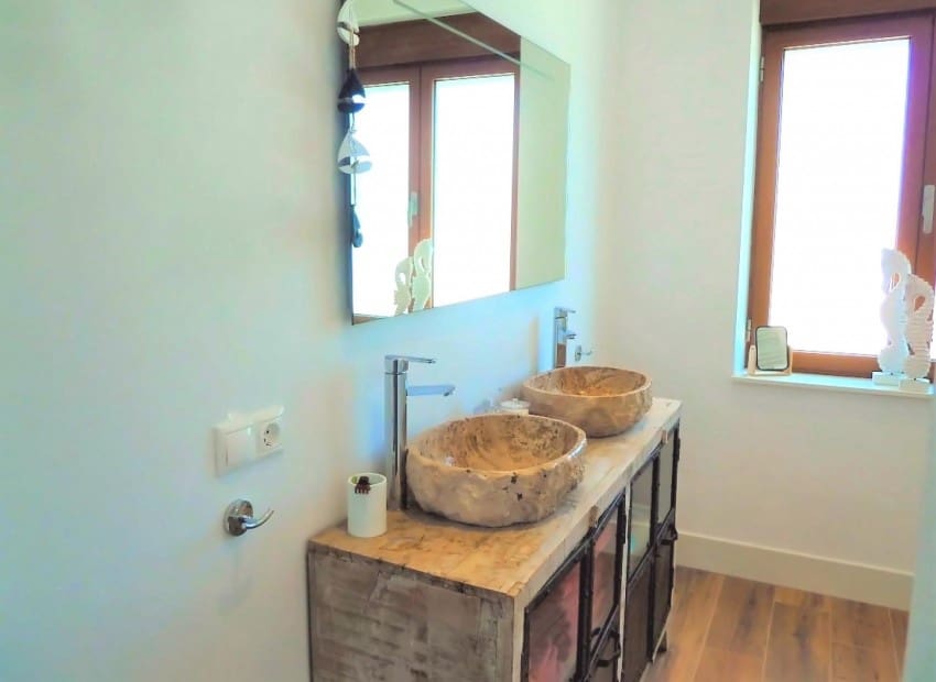 5 bedroom Villa for sale in Altea with pool - € 2,500,000 (Ref: 6870890)