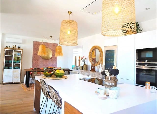 5 Zimmer Villa zu verkaufen in Altea mit Pool - 2.500.000 € (Ref: 6870890)