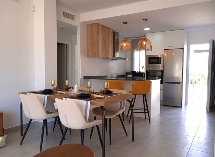 2 chambre Appartement à vendre à Torrevieja avec piscine - 249 000 € (Ref: 7037664)