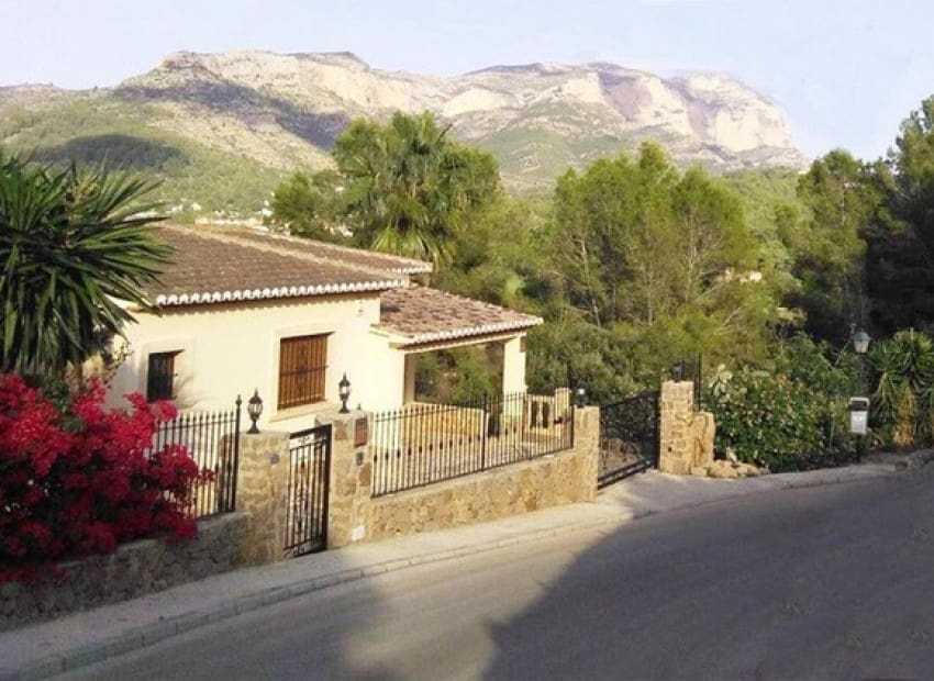 Byggetomt til salgs i Denia - € 245 000 (Ref: 7142794)