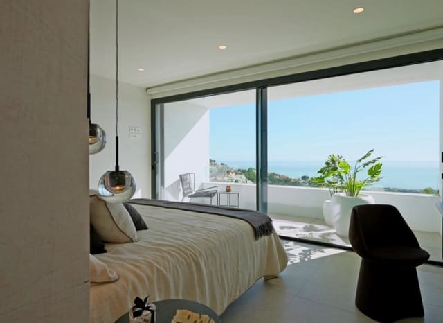 4 bedroom Villa for sale in Alhama Springs, Altea with pool garage - € 2,111,500 (Ref: 7200181)