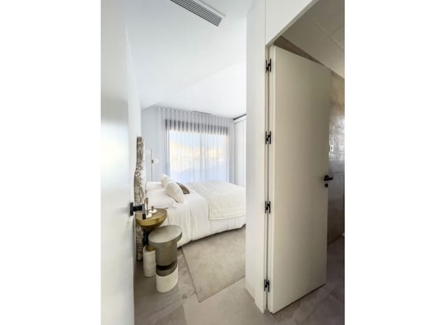 3 Zimmer Villa zu verkaufen in La Florida, Orihuela mit Pool - 509.000 € (Ref: 7241047)