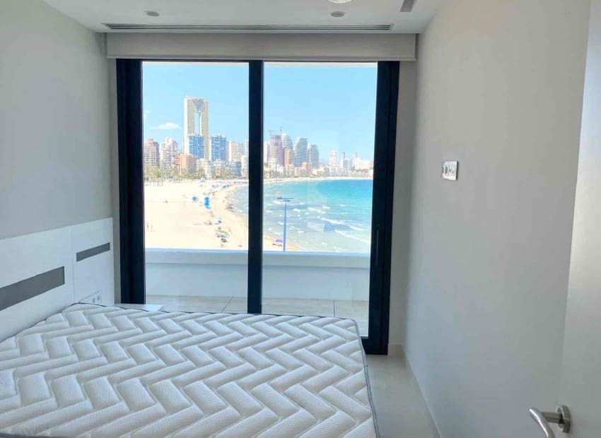 4 soverom Leilighet til salgs i Benidorm med svømmebasseng garasje - € 1 650 000 (Ref: 7287513)