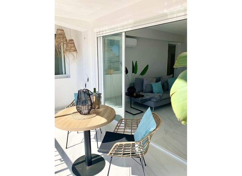 2 bedroom Apartment for holiday rental in Altea with pool - € 600 (Ref: 7473774)