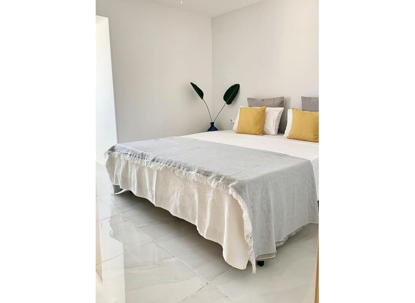 2 bedroom Apartment for holiday rental in Altea with pool - € 600 (Ref: 7473774)