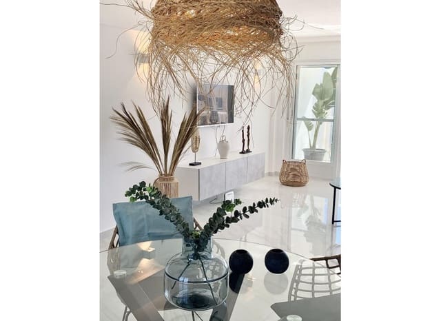   2 soveværelse   ferieLejlighed i Altea med   swimmingpool   - € 600 (Ref: 7473774)