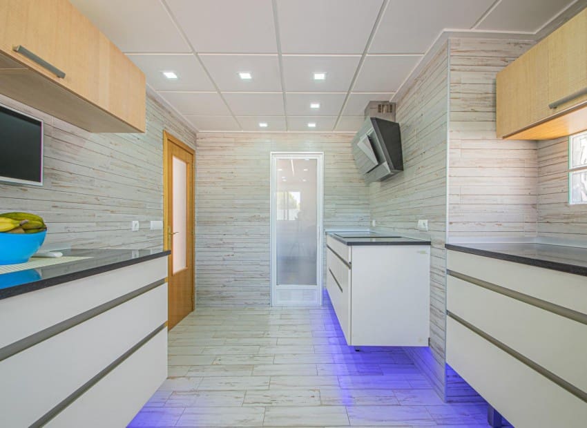 4 Zimmer Villa zu verkaufen in La Nucia mit Pool - 548.000 € (Ref: 7515616)