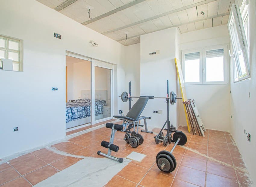 4 Zimmer Villa zu verkaufen in La Nucia mit Pool - 548.000 € (Ref: 7515616)