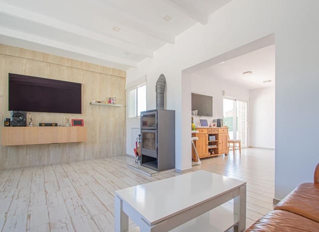 4 makuuhuone Huvila myytävänä paikassa Barranco Hondo - Varadero  , La Nucia mukana uima-altaan - 548 000 € (Ref: 7515616)