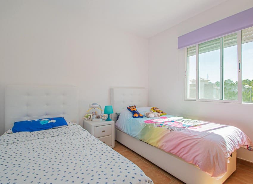 4 Zimmer Villa zu verkaufen in La Nucia mit Pool - 548.000 € (Ref: 7515616)