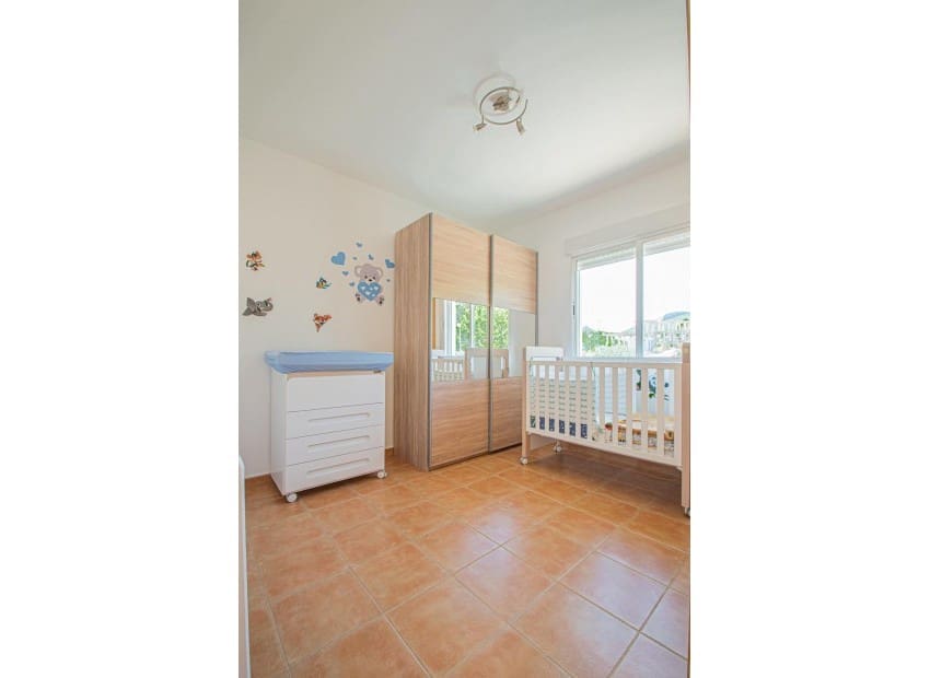 4 Zimmer Villa zu verkaufen in La Nucia mit Pool - 548.000 € (Ref: 7515616)